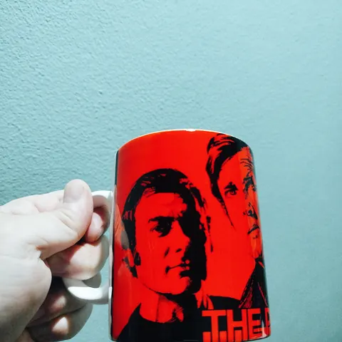 Taza The Persuaders en rojo