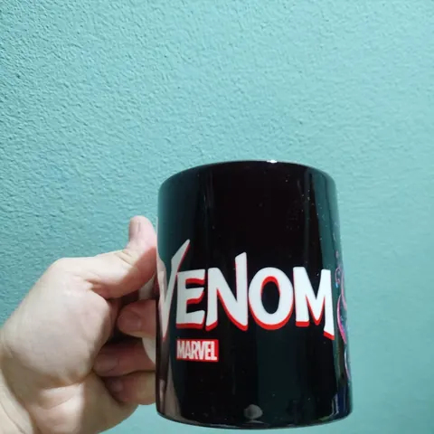 Taza Venom